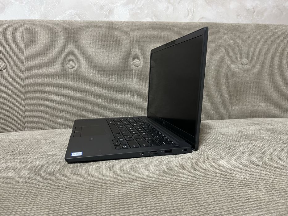 Dell Latitude 7400