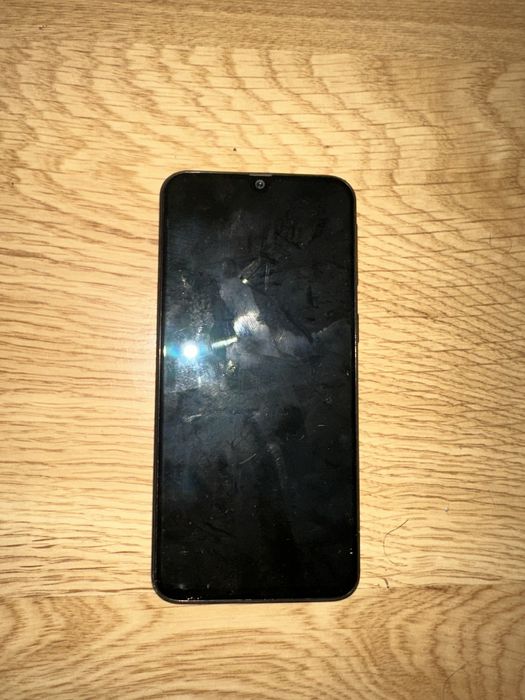 Samsung a 40  4/64gb