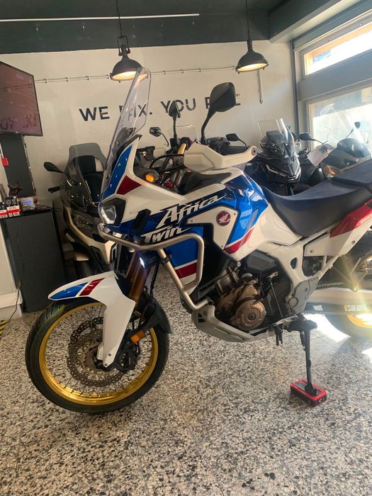 Honda CRF 1000 Africa Twin Super Adventure Sports Big Tank de 2018 em Optimo Estado