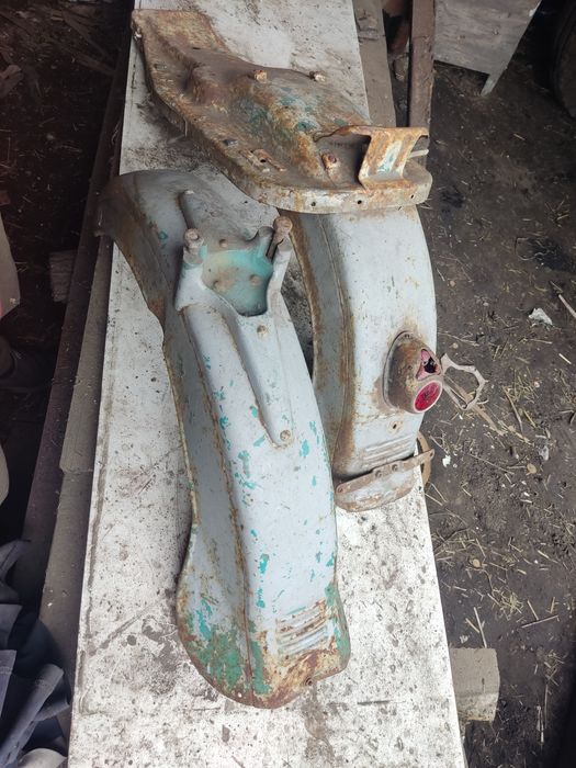 Щиток болотник крило Ява 350 - 634 - 638 Иж-56