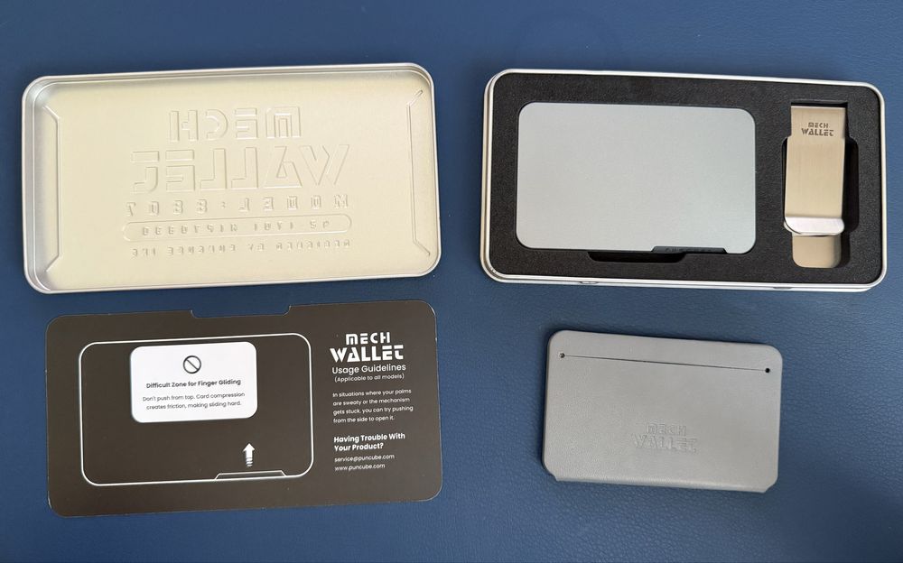 Aluminiowy portfel Puncube Mech Wallet Horizon Cloud, nowy