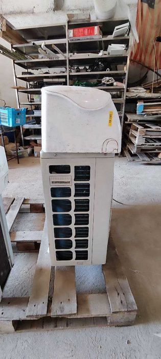 Кондиционер Fujico FMA-24HRN1, состояние б/у, полностью рабочий.