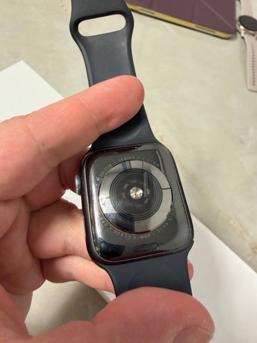 Годинник Apple Watch Series 5