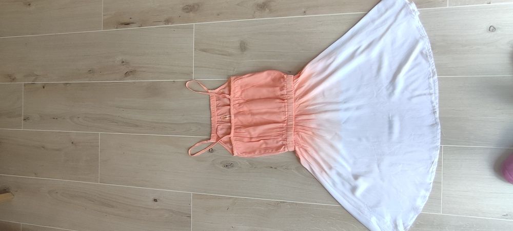 Letnia sukienka firmy Coccodrillo rozm. 128