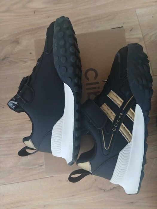 2 pary adidasów dziewczęcych Clibee