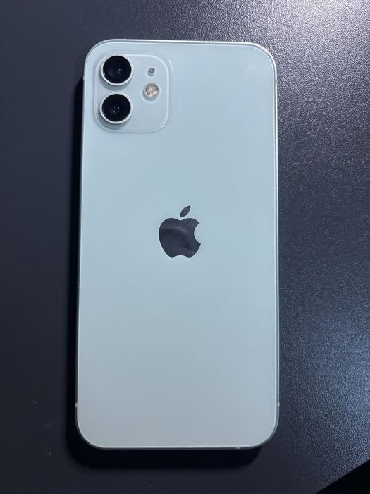 Продам Iphone 12 : 128gb торг уместен