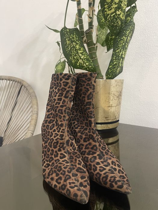 Ботільйони Stradivarius леопард ботинки