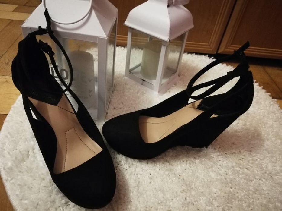 czarne koturny polecam