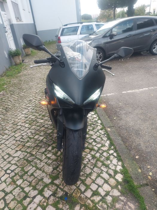 CBR 650 R - Fev 2025