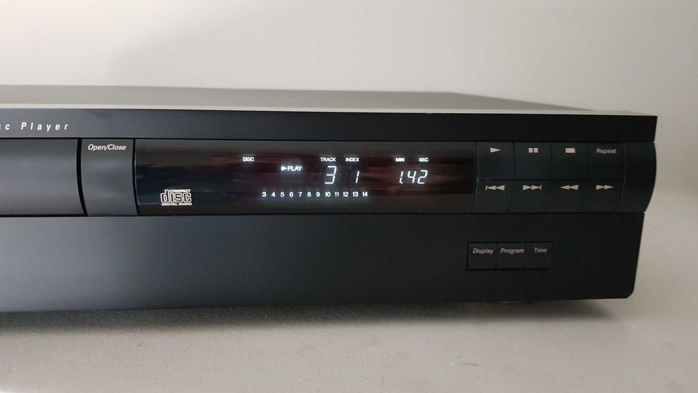 CD Harman Kardon HD 7525 z oryginalnym pilotem . Real foto.