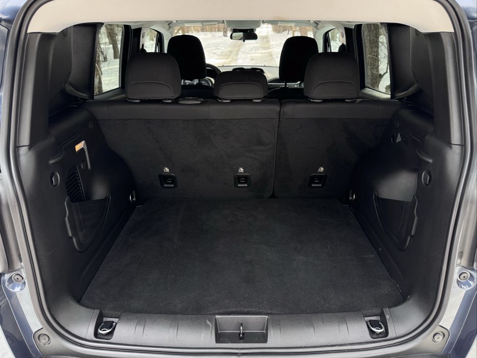 Jeep Renegade Altitude, 2023 року, 1.3 бензин, автомат, 4х4 , 27т.км.