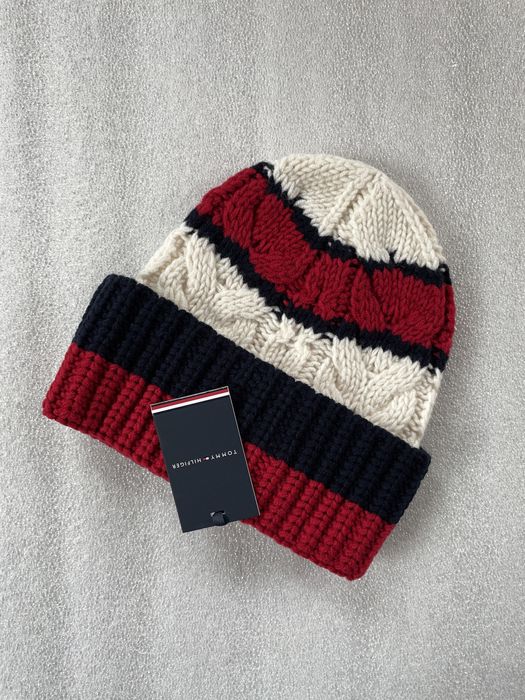 Новая зимняя шапка tommy hilfiger ( tommy hat ) с америки