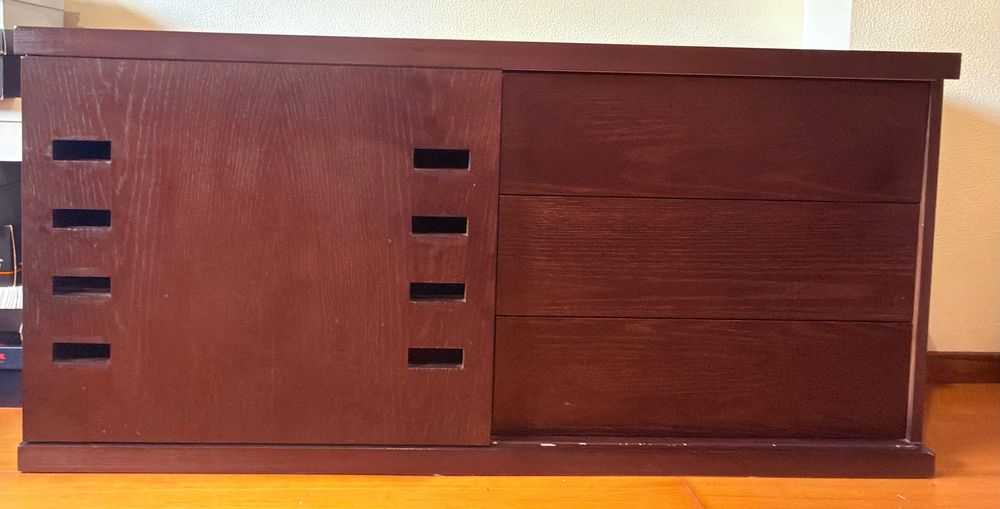 Móvel Sapateira e Cómoda com Gavetas Profundas (140x50x66) – V. N. Famalicão