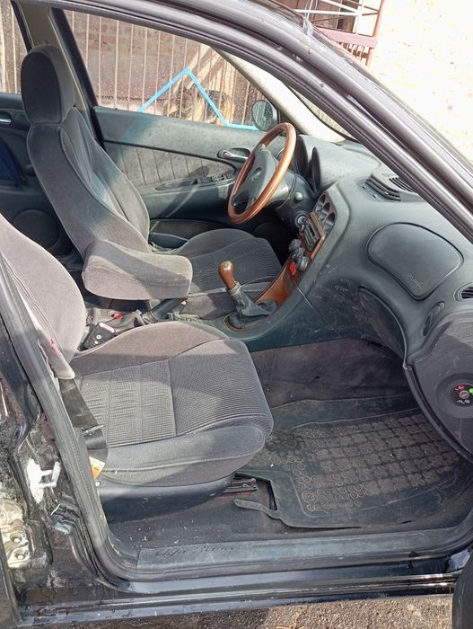 Продам автомобіль альфа ромео