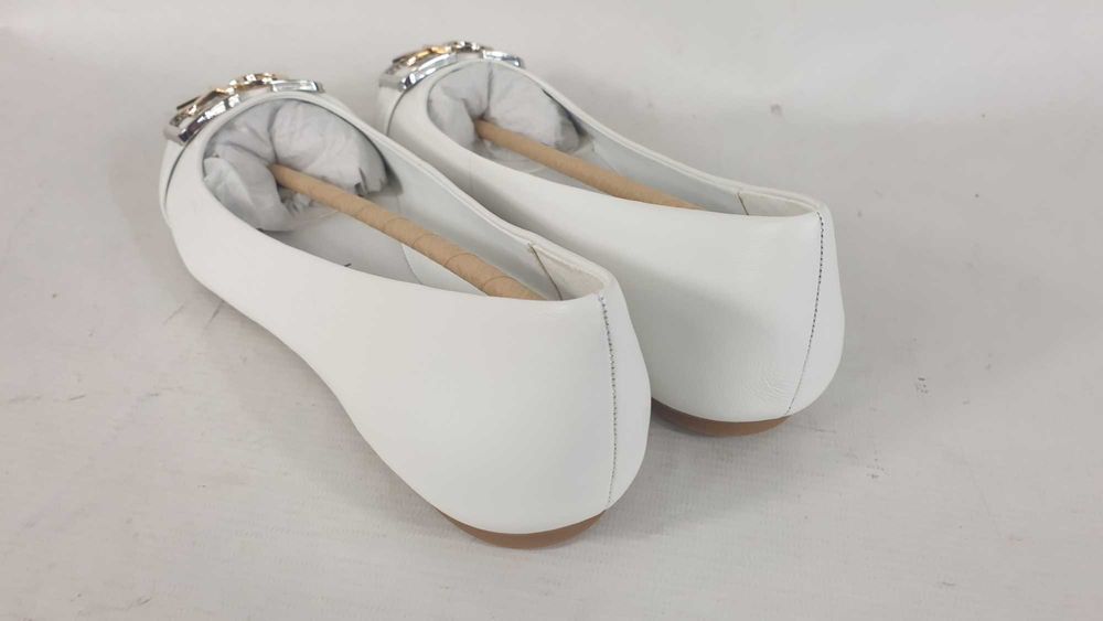 Calvin Klein Baleriny B4E7920 r. 39