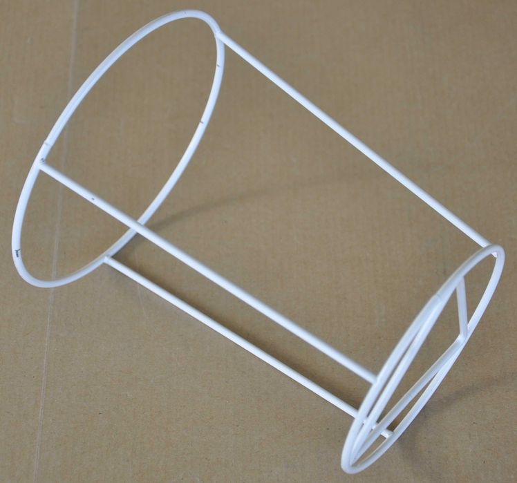 Koszyki Metalowe Stelaże na Kwiaty do Powieszenia Postawienia Kwietnik