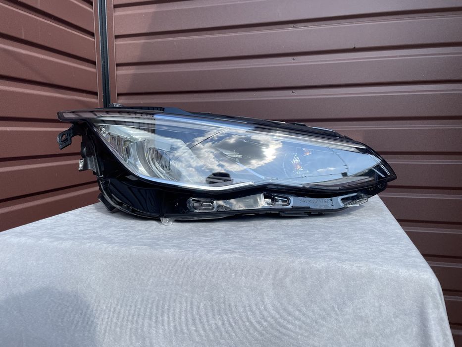 Фара LED Volkswagen Golf 8 VIII правая 2019-2021 г.в (оригинал)