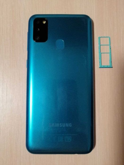 Samsung Galaxy M21 4/64GB (SM-M215F) под восстановление / запчасти