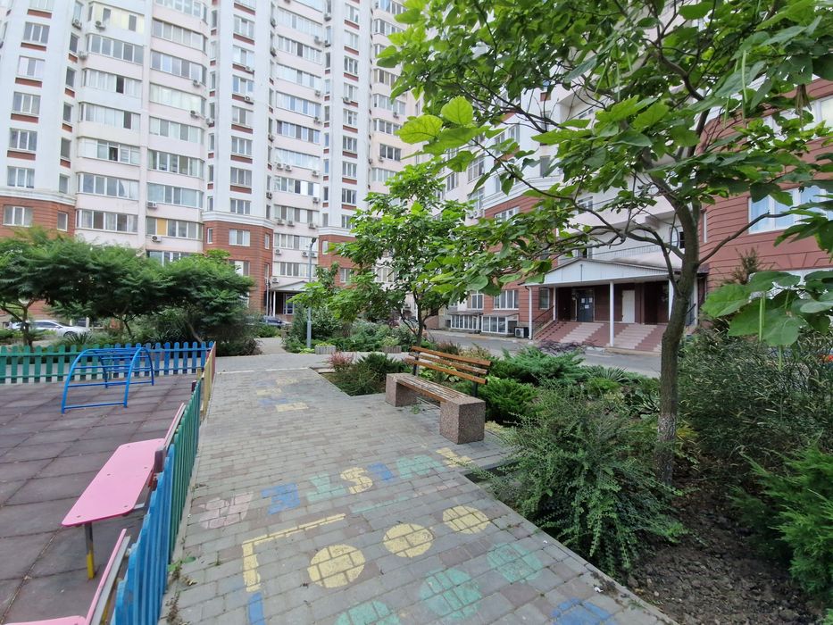 Сдаю  1 но комнатную, тёплый кирпичный дом, на пару месяцев