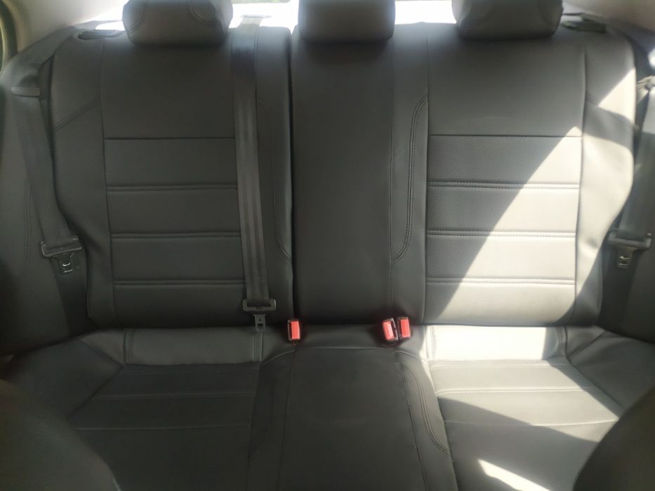 Nissan Primera P12