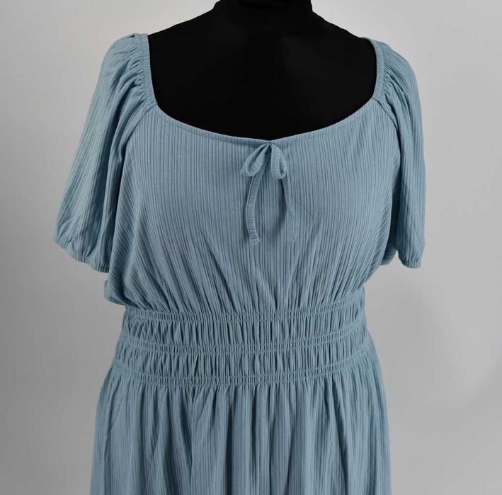 Elastyczna sukienka rozkloszowana Violeta Mango 4XL 54