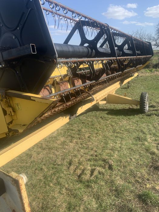 Heder do kombajnu new holland 7.3 metra wózek czesci