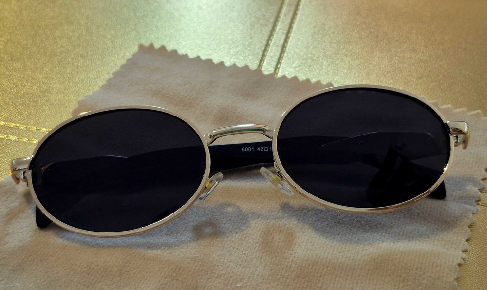 Окуляри золото/чорні, нові