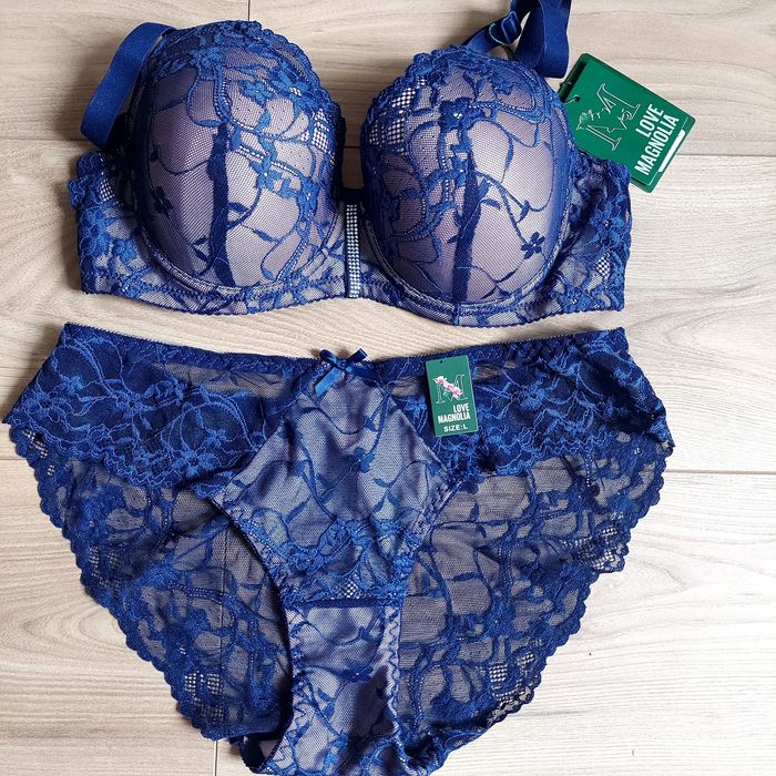 Komplet bielizny Magnolia nowy 75 c
