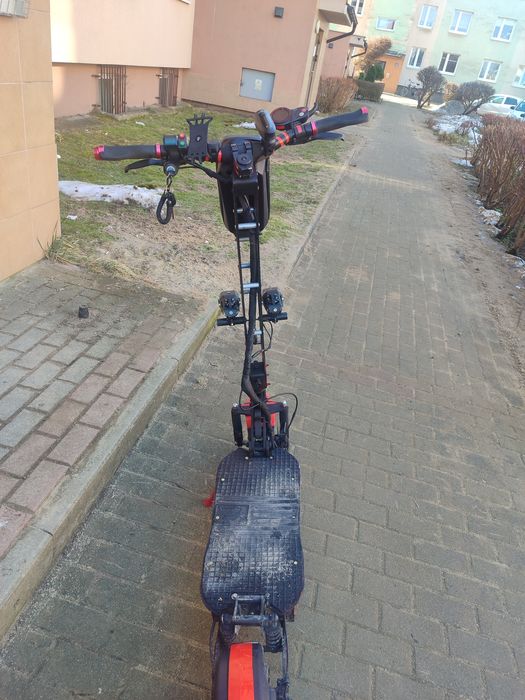 Hulajnoga elektryczna uzywana