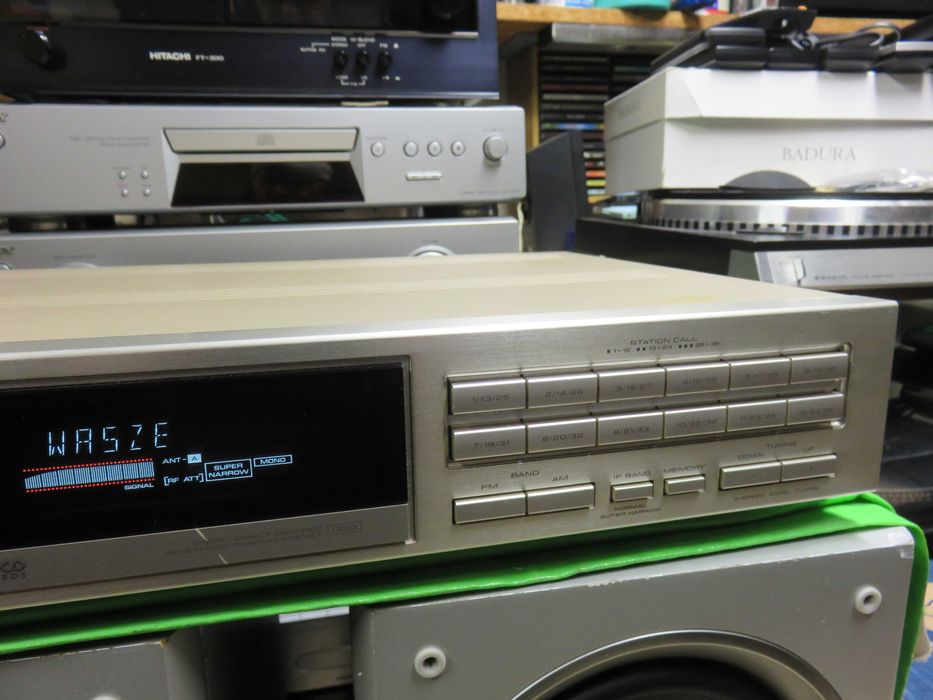 Tuner Pioneer F-550RDS