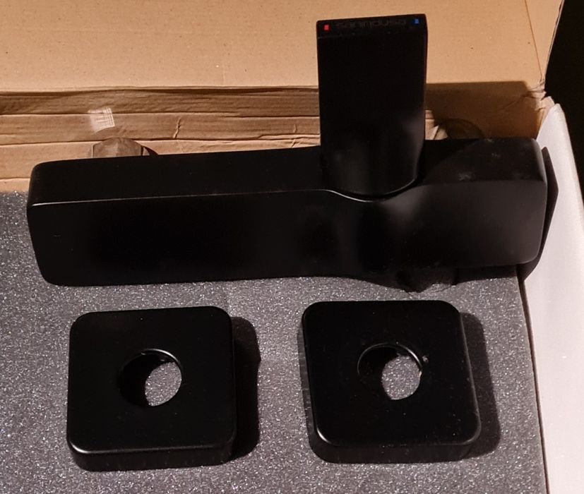 Torneira duche LINE42 preta SANINDUSA