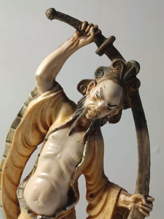 Estatueta samurai