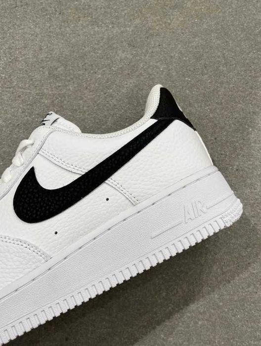 Nike Air Force 1 White and Black R.39