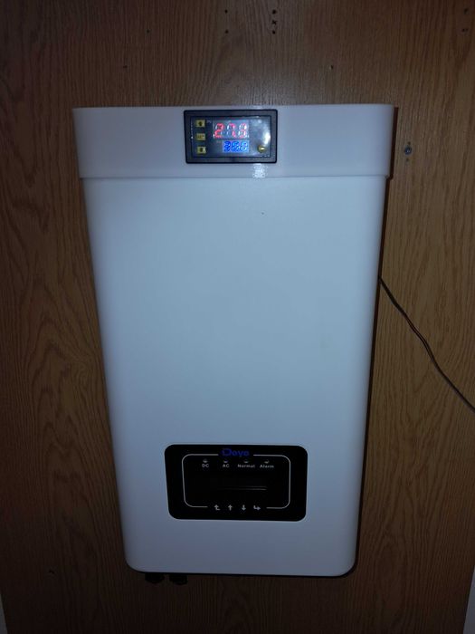 SUN-8K-G05 Chłodzenie DEYE FALOWNIK 8kW D-528