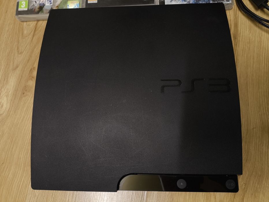 PlayStation 3 Slim 3004A 120GB + 2 pady + 3 gry + HEN + HDMI