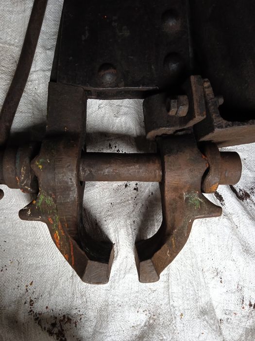 Sprzedam imadło kowalskie