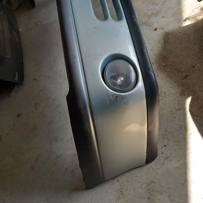 Para choques frente renault laguna ao 1999