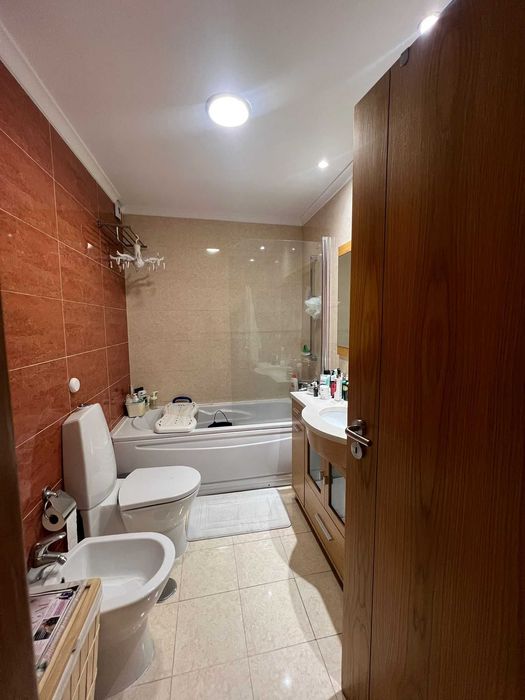 Apartamento T4 colinas do cruzeiro arrenda-se
