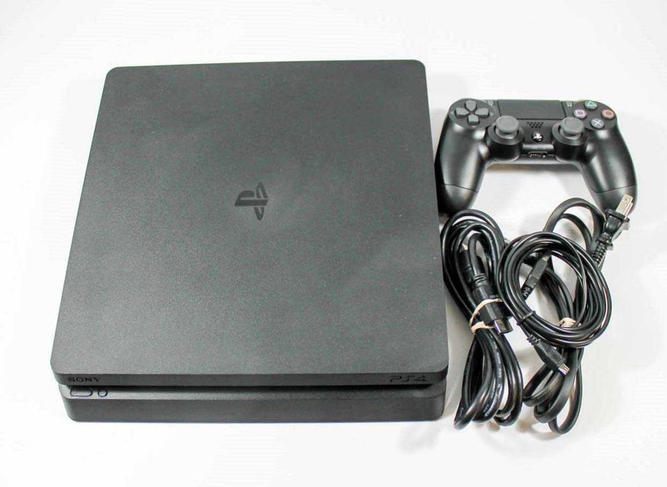 Sony Playstation 4 Slim Black 500GB + Cyberpunk & Horizon Zero Dawn