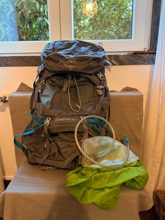 Mochila Osprey Aura AG 50 – Azul – 50 Lts + Hydrapak Contour 2Lts