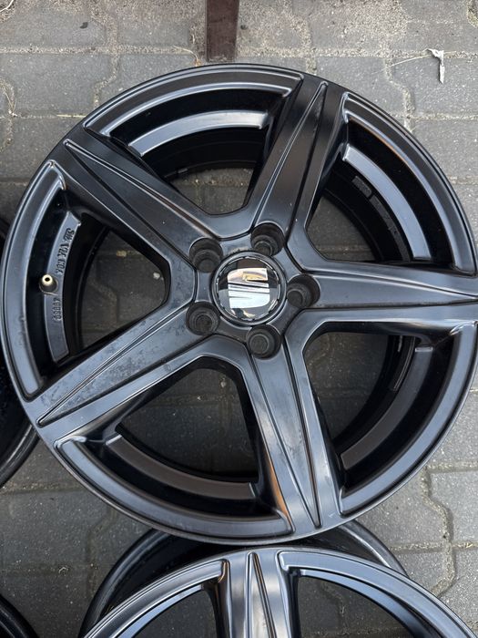 Felgi aluminiowe 16 cali 5x100 6,5J et 40 Seat Ibiza