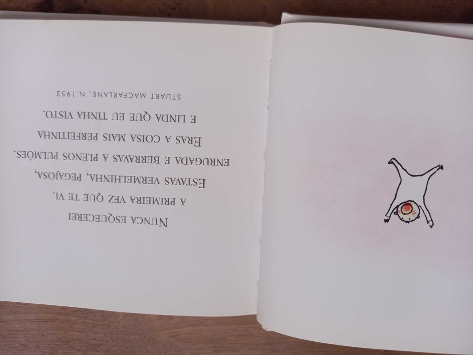 Livro "Bébé" (menina)