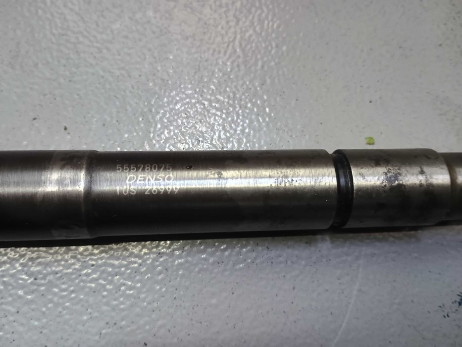 Wtryski wtryskiwacze Opel Astra J K 1,6 cdti Opel insignia 1,6  Denso