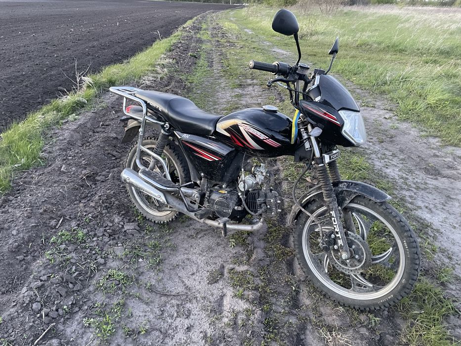 Продам мотоцикл forte 125