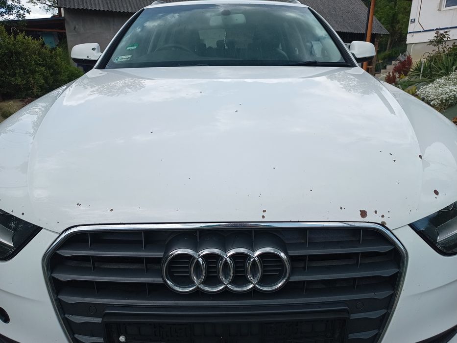 Maska pokrywa silnika Audi A4 B8 lift LY9C