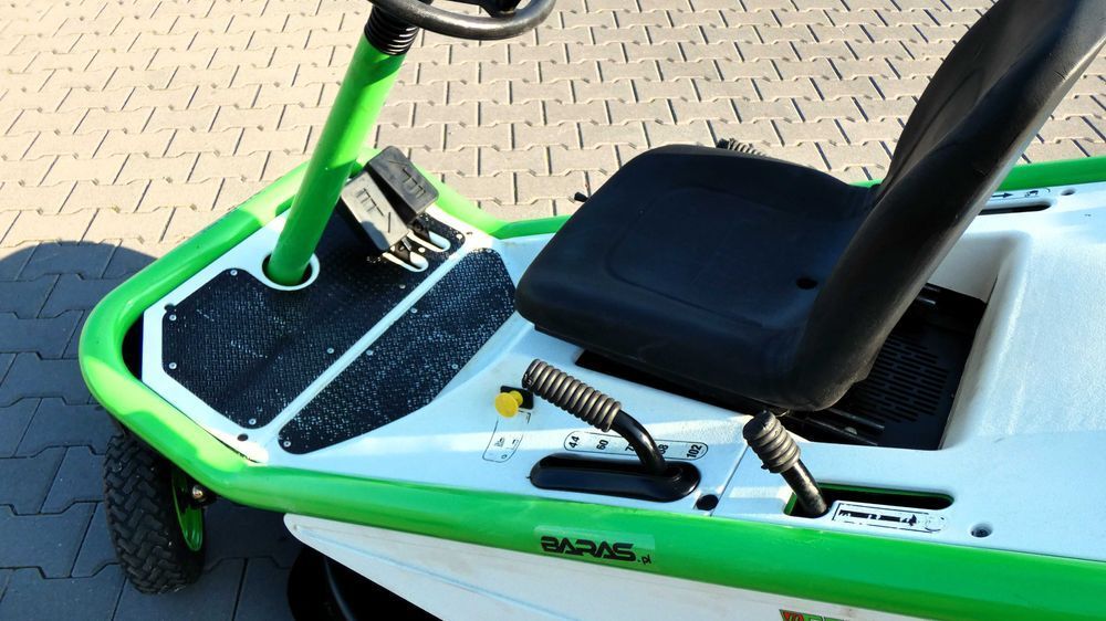 Traktorek kosiarka Etesia Bahia HONDA (100901.5) - Baras