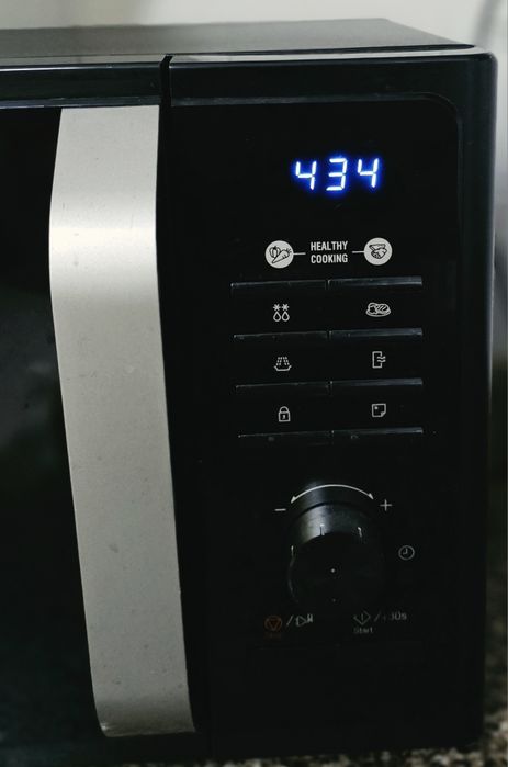 Micro-ondas Samsung 23L – MS23F301TAK