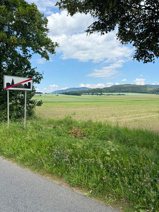Działka siedliskowa w pięknej okolicy