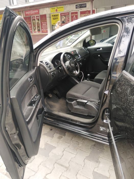 Продам Volkswagen Golf Plus 1.6 дизель