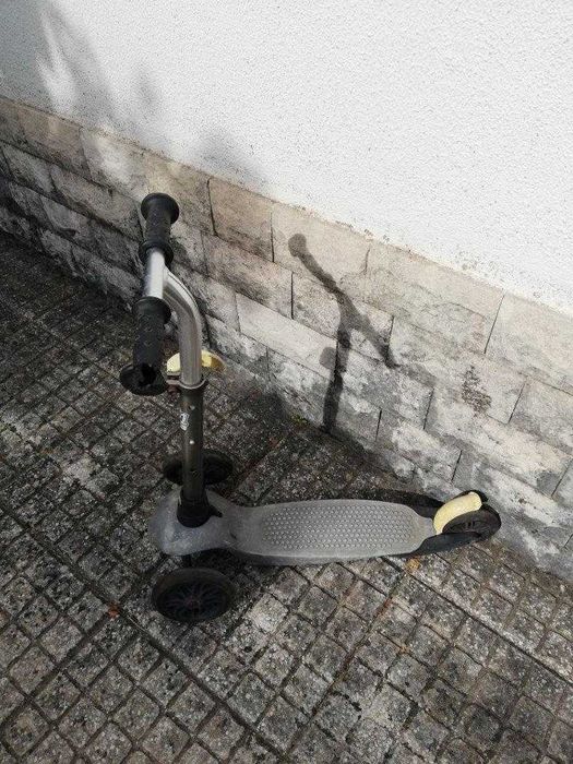 Bicicleta + trotinetes de criança